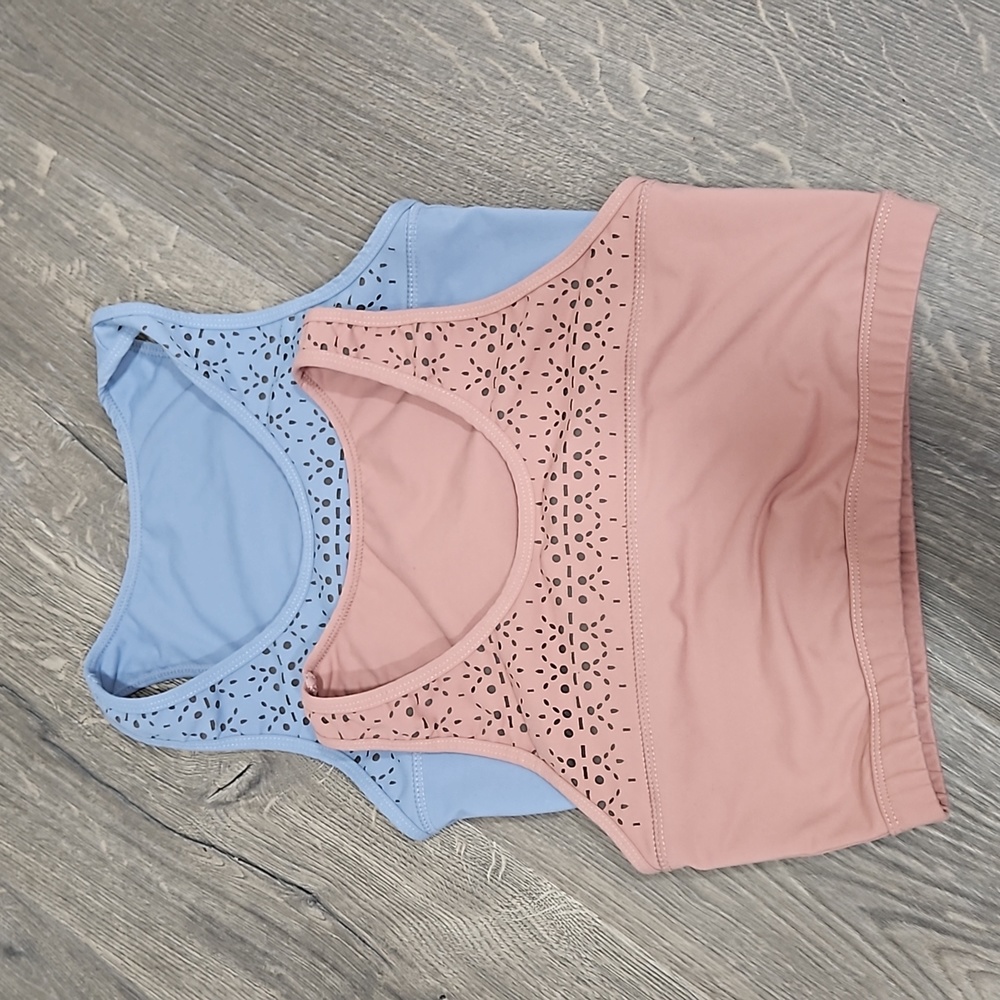 Bundle of 2 Mono B sports bras Small
